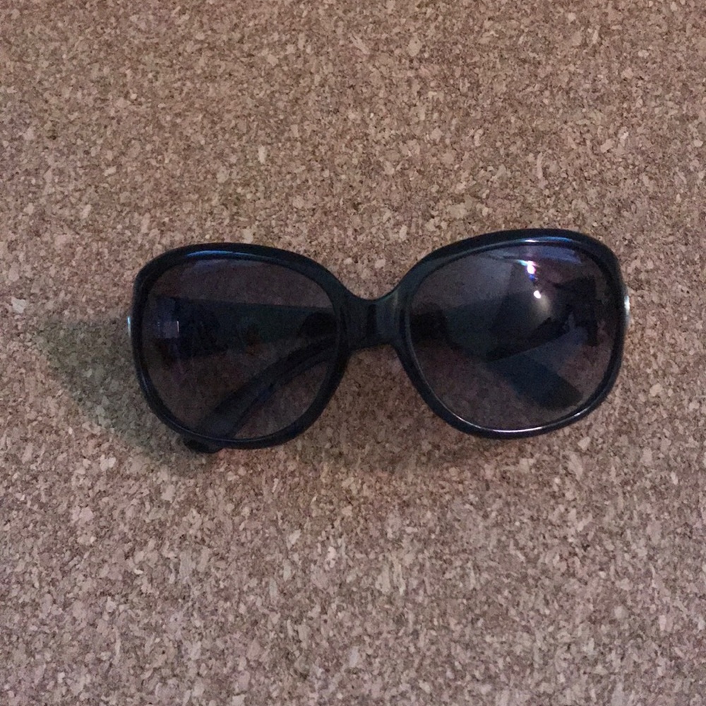 Michael kors sunglasses with case